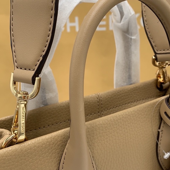 Michael Kors Mirella Small Pebbled Leather Crossbody Top Zip XBODY Bag Camel NWT - Picture 10 of 16